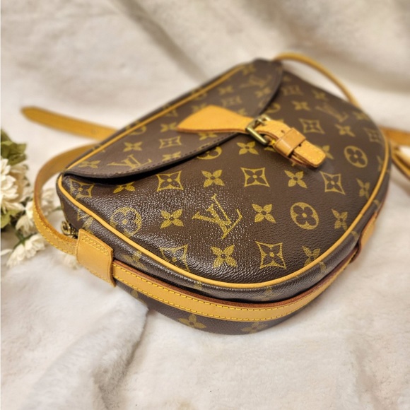 Authentic Louis Vuitton Jeune Fille MM crossbody shoulder bag - Picture 12 of 16